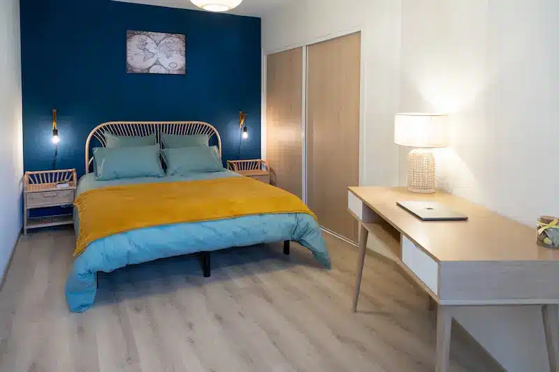 Chambre confortable de l'appartement Le Cocon du Pont Rouge à Aurillac